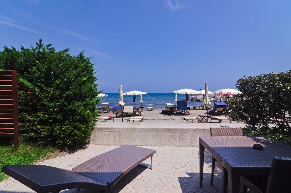 Riviera Dei Fiori Hotel 4*